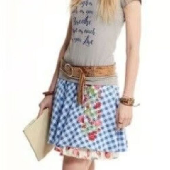 Matilda Jane Dutch Apple Skirt Large Blue Check Embroidered Strawberry Women's S - Picture 3 of 10